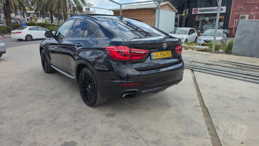 ב מ וו X6