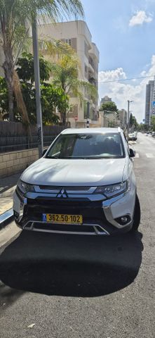 מודעת רכב מיצובישי אאוטלנדר