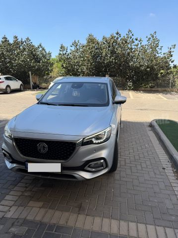 אם ג'י EHS PHEV