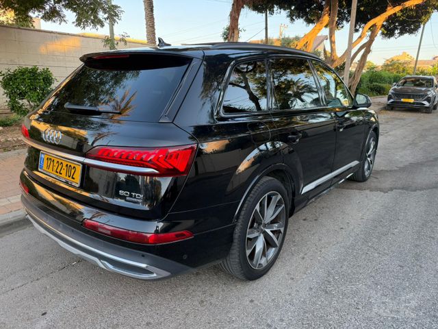 אאודי Q7