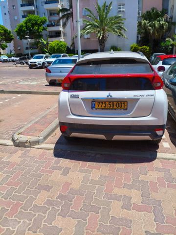 מיצובישי אקליפס קרוס