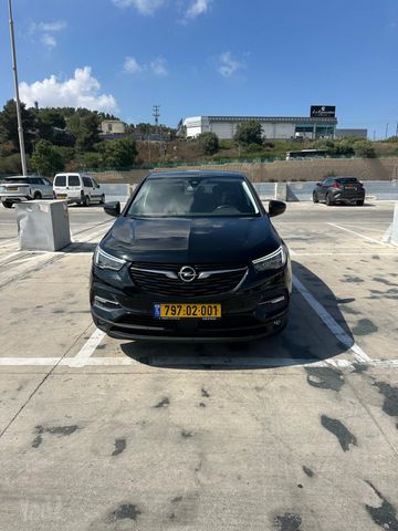 מודעת רכב אופל גרנדלנד