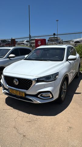 מודעת רכב אם ג'י EHS PHEV