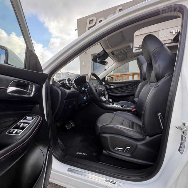 אם ג'י EHS PHEV