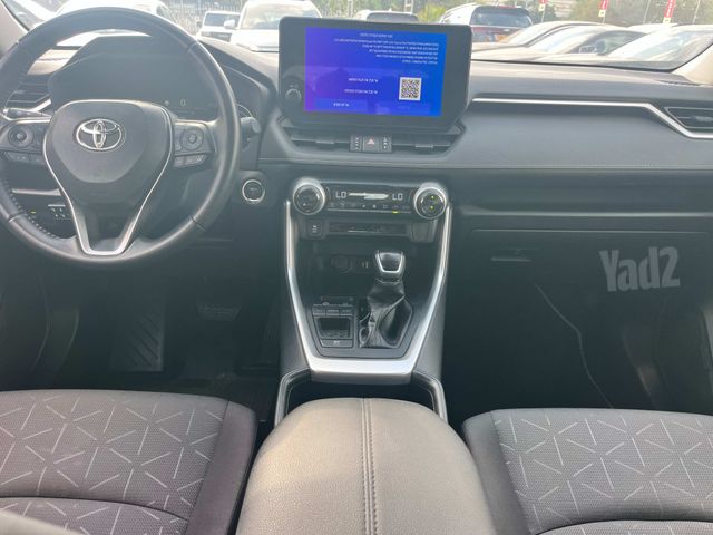 טויוטה RAV4