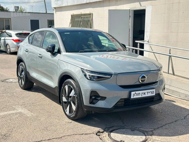 מודעת רכב וולוו XC40 2
