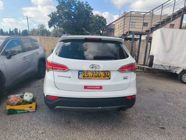יונדאי סנטה פה