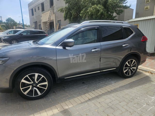 ניסאן אקס טרייל