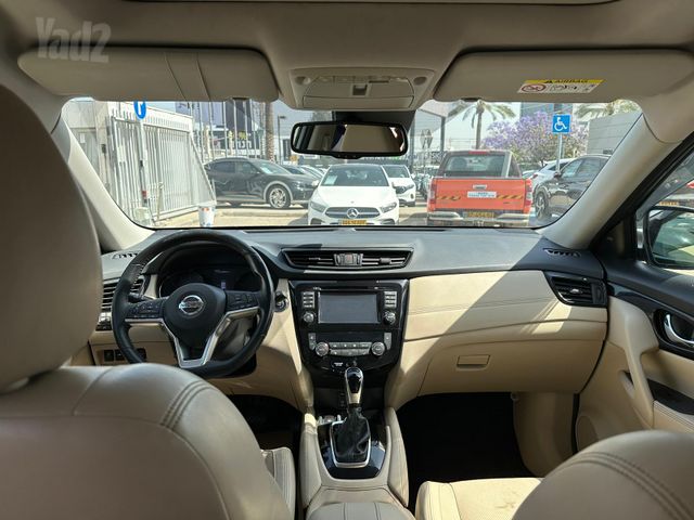 ניסאן אקס טרייל