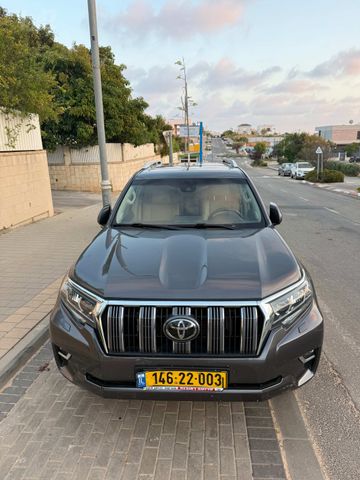 מודעת רכב טויוטה לנד קרוזר