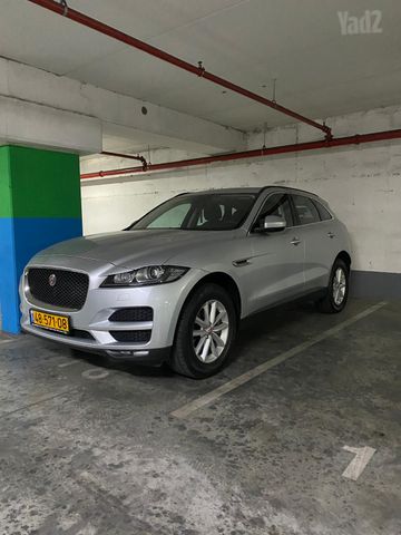 יגואר F-Pace