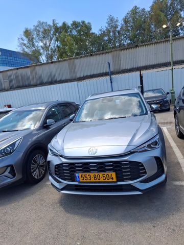 מודעת רכב אם ג'י ZS