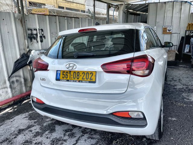יונדאי i20