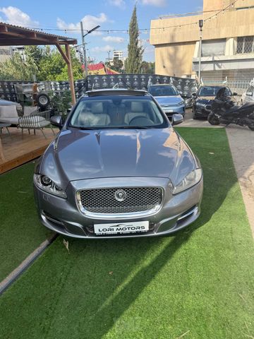 מודעת רכב יגואר XJ