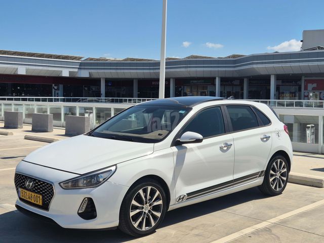יונדאי i30
