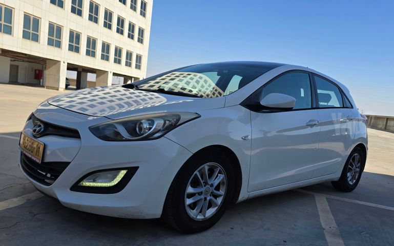 מודעת רכב יונדאי i30 2