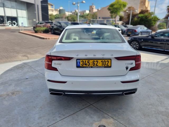 מודעת רכב וולוו S60 2