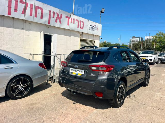 סובארו XV