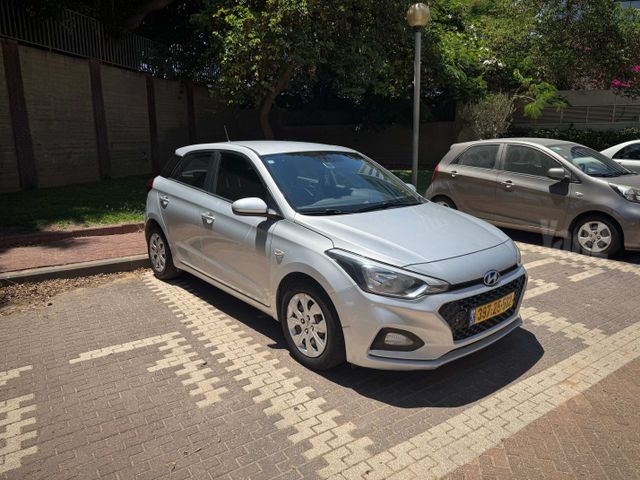 מודעת רכב יונדאי i20