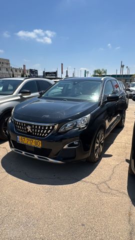 פיג'ו 3008