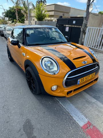 מודעת רכב מיני קופר