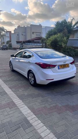 יונדאי I35
