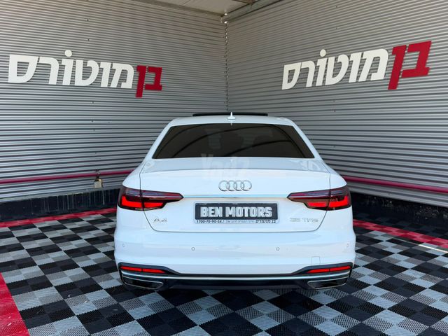 אאודי A4