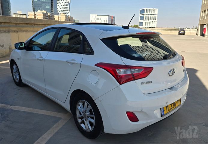 יונדאי i30