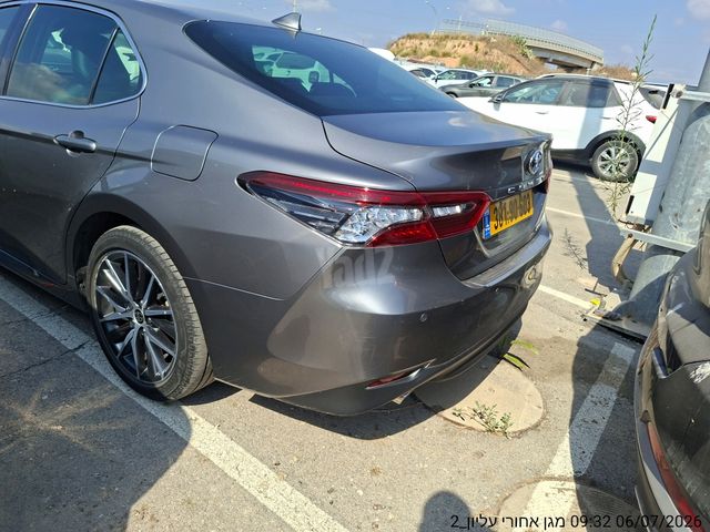 טויוטה קאמרי