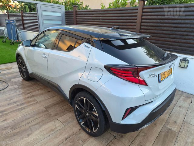 טויוטה C-HR