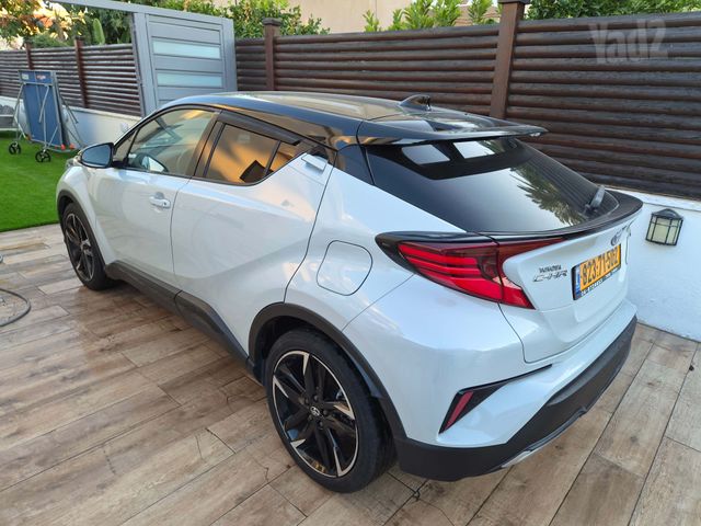 טויוטה C-HR