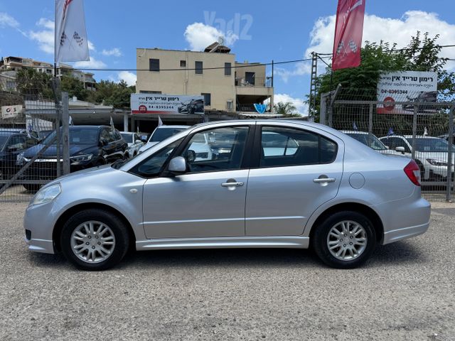 סוזוקי SX4