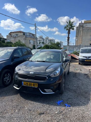 קיה נירו