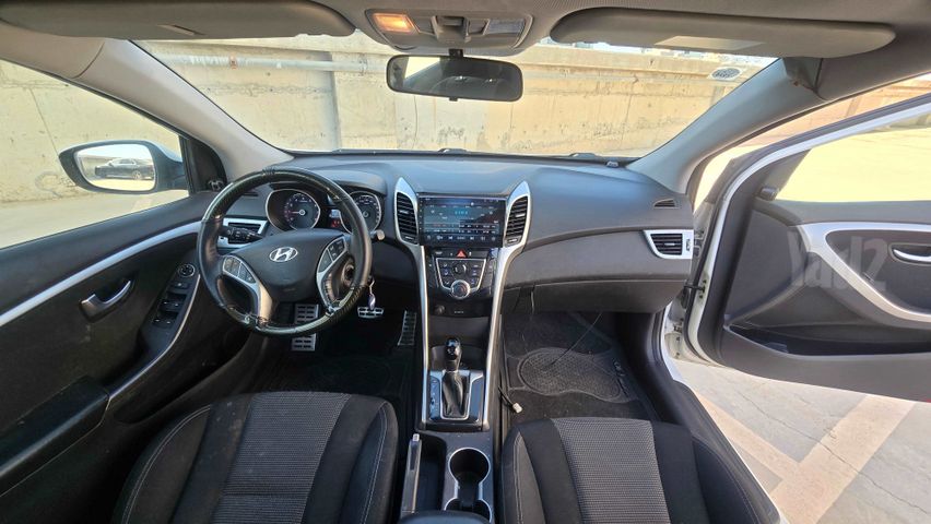 יונדאי i30