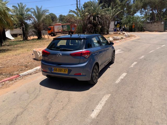 יונדאי i20