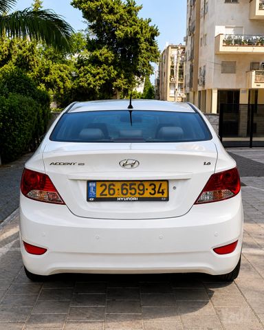יונדאי אקסנט i25