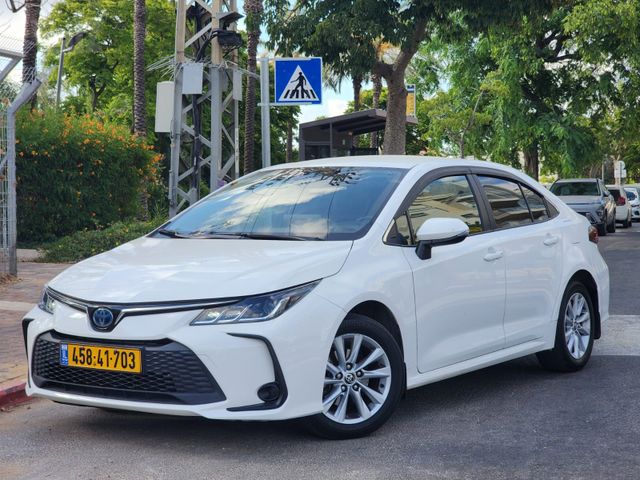 מודעת רכב טויוטה קורולה