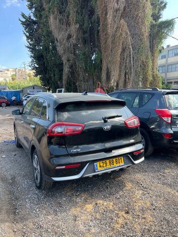 קיה נירו