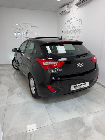 יונדאי i30