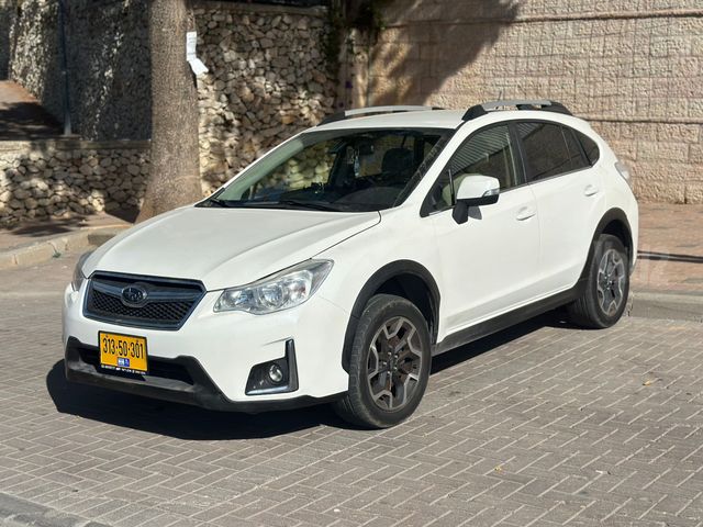 מודעת רכב סובארו XV