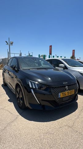 פיג'ו 208