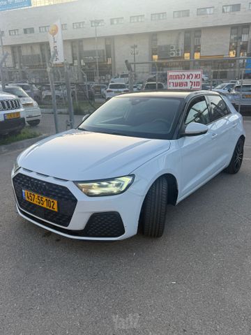אאודי A1