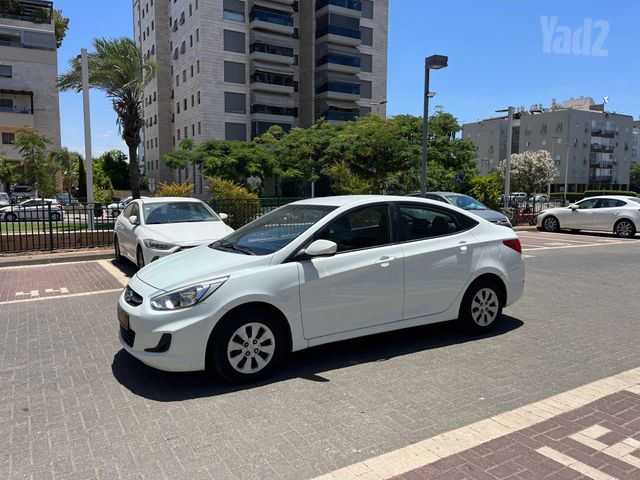 יונדאי אקסנט i25