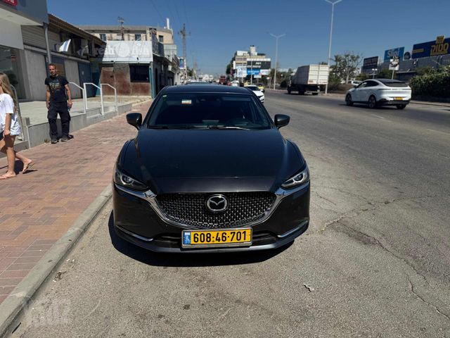מודעת רכב מאזדה 6