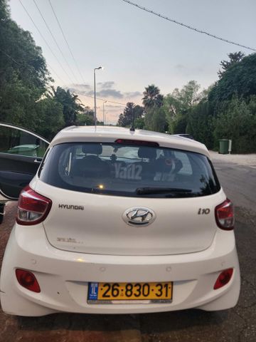 יונדאי i10