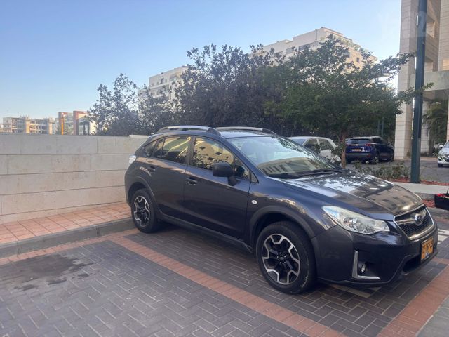 מודעת רכב סובארו XV