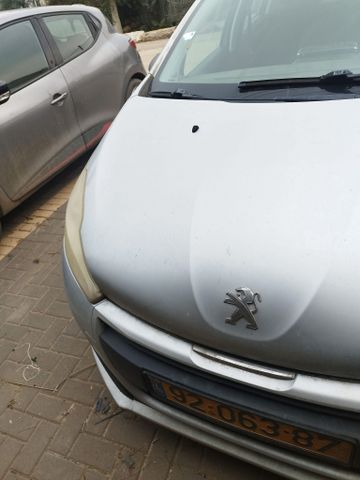 מודעת רכב פיג'ו 208