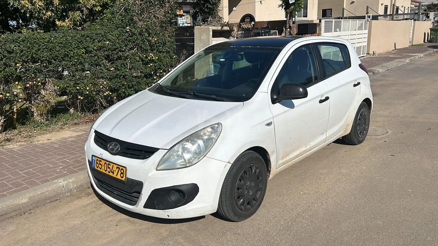 מודעת רכב יונדאי i20