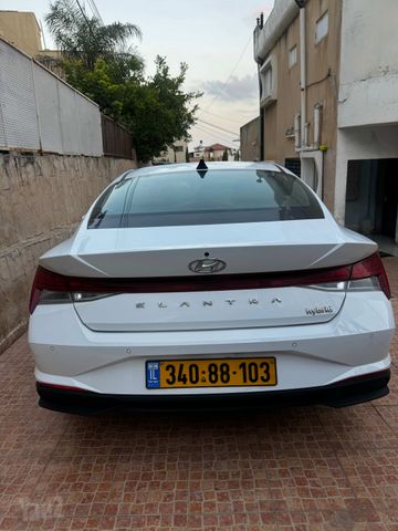 יונדאי אלנטרה