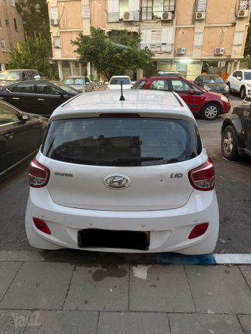 יונדאי i10